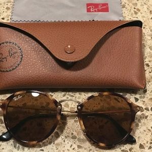 Women’s Round Fleck Ray Ban Sunglasses- OS